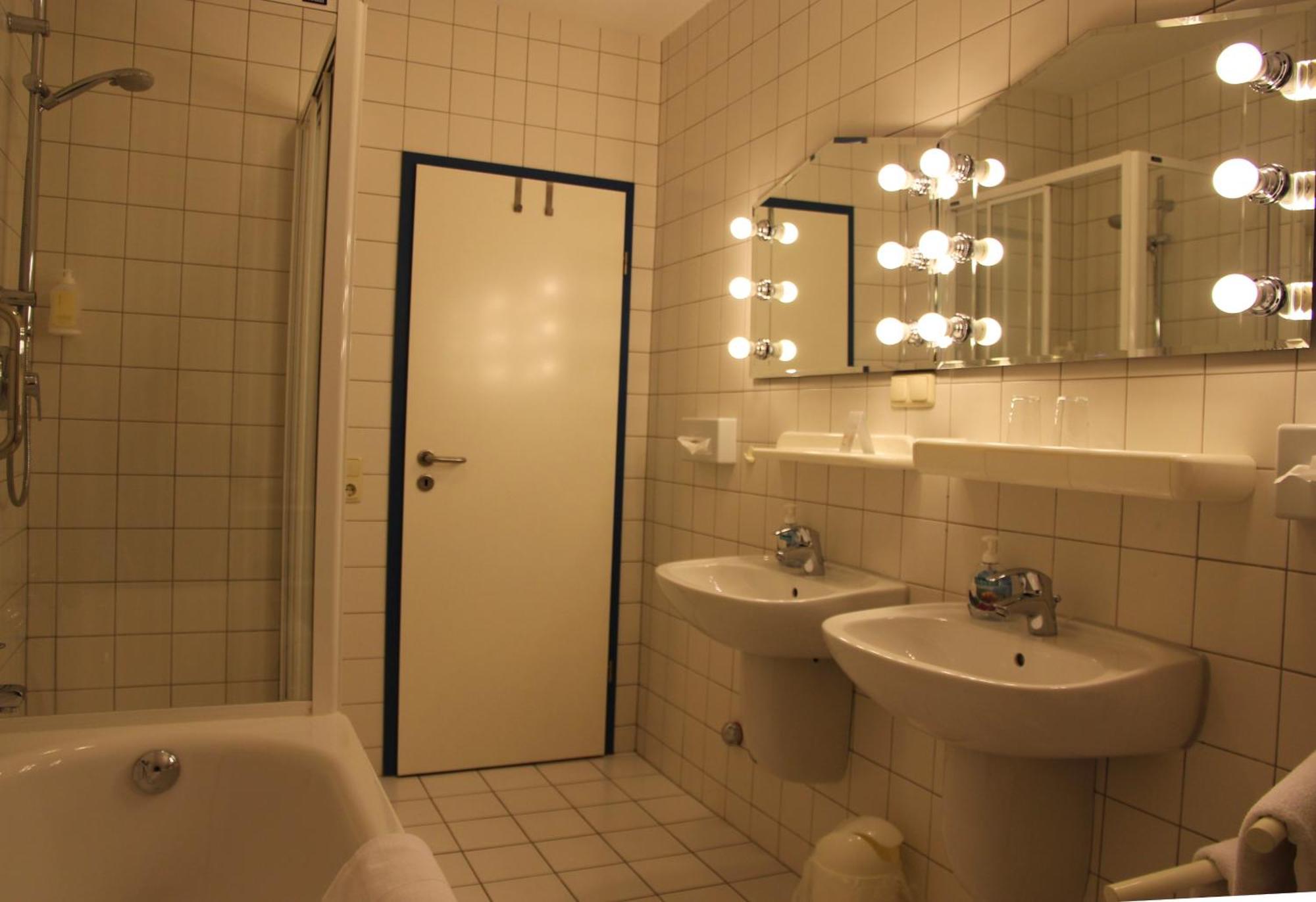 Hotel & Restaurant Seebruecke Zingst Εξωτερικό φωτογραφία